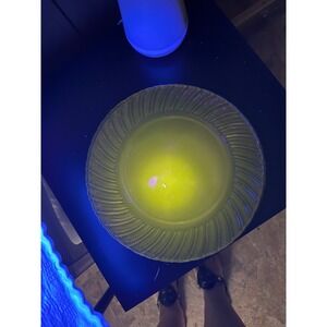 Arcoroc France Rosaline Pink Swirl Glass Plates Set of 4 UV Reactive Glow 9"